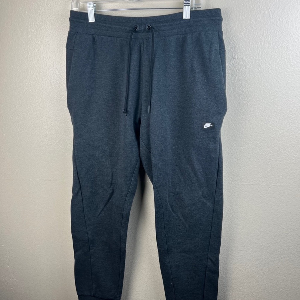 Nike Men's Dark Gray Jogger Pants